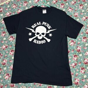 Punk Rock Radio skull 💀 t-shirt. Medium size, black shirt. Good condition. Rad!!